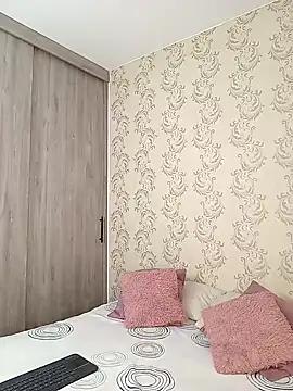 Bella Fior online show from January 2026 11:25:01 PM