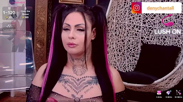 Snapshot of DeniSalome chatting on January 2025 10:40:01 AM DeniSalome online show from January 2025 10:40:01 AM