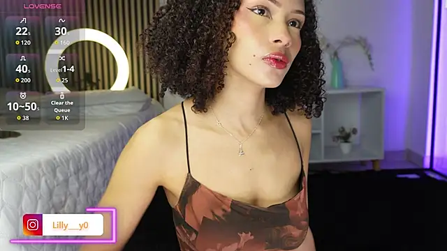 LillyDolls23 online show from November 2025 12:31:02 PM