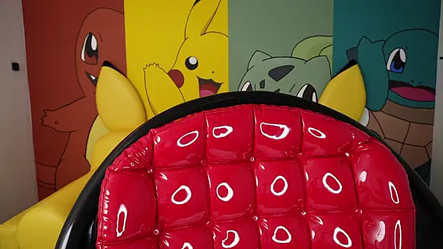 miss  pamela online show from November 2025 06:08:01 PM