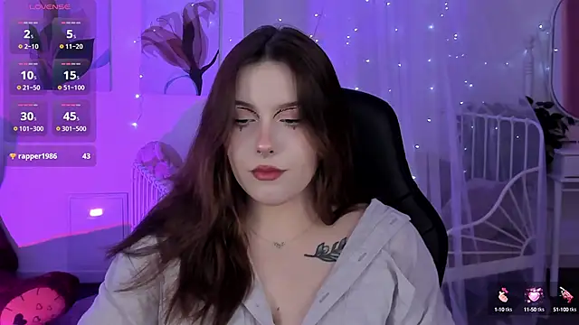 CoralineKeyns online show from February 2025 08:42:01 AM