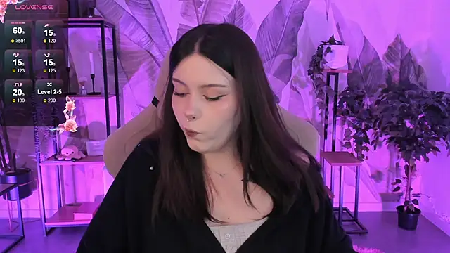 CoralineKeyns online show from September 2025 08:14:01 AM