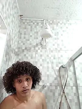 Nicolaskribeiro online show from February 2025 12:17:02 PM