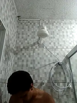 Nicolaskribeiro online show from October 2025 10:17:01 PM