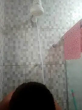 Nicolaskribeiro online show from April 2026 02:03:01 PM