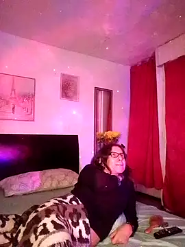 Cameron puppy online show from September 2025 06:04:02 AM