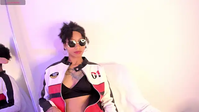 daiana curly online show from January 2025 04:30:02 PM