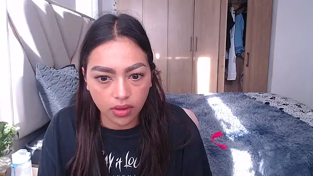 fairylatin222 online show from March 2025 12:25:02 PM