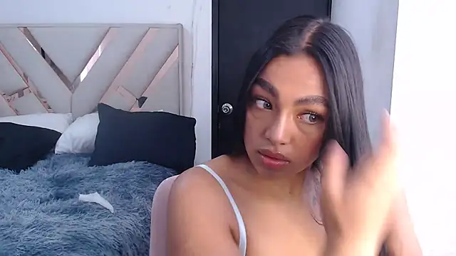 fairylatin222 online show from September 2025 12:04:02 PM