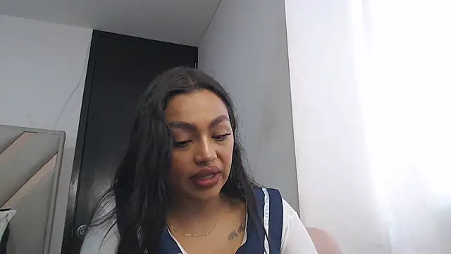 fairylatin222 online show from October 2025 12:28:02 PM