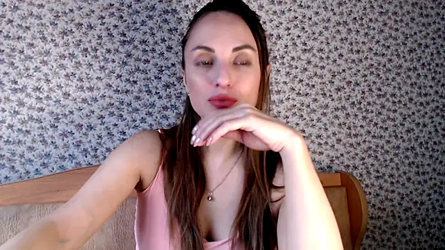 Snapshot of Tinadream20 chatting on November 2025 09:53:02 AM Tinadream20 online show from November 2025 09:53:02 AM