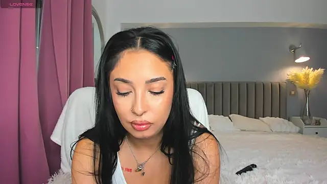 Awesome Jolie online show from September 2025 05:51:01 AM