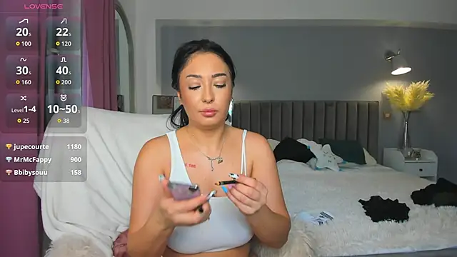 Awesome Jolie online show from October 2025 08:13:02 AM