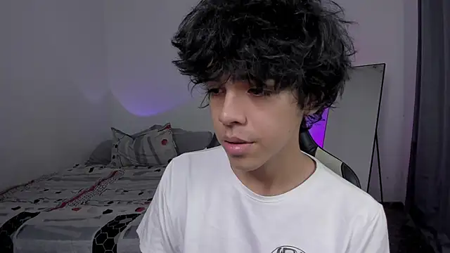 Snapshot of Alan26_ chatting on February 2026 03:44:02 PM Alan26 online show from February 2026 03:44:02 PM