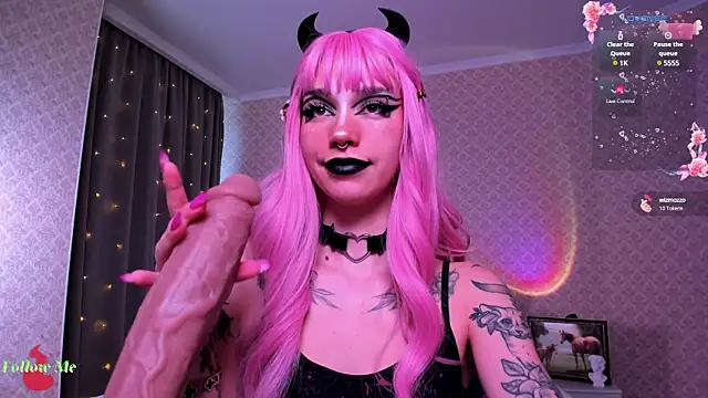 LeylaNoiry online show from March 2025 03:18:02 PM