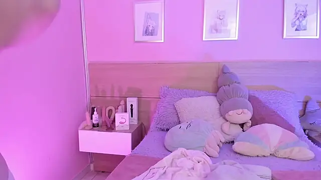 Sachi Meow online show from March 2025 07:28:01 PM