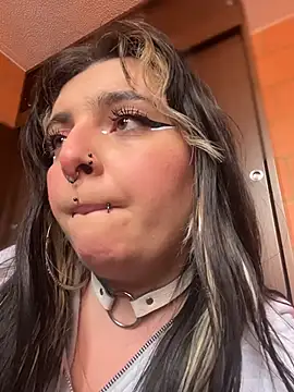 Sachi Meow online show from February 2026 07:35:01 PM