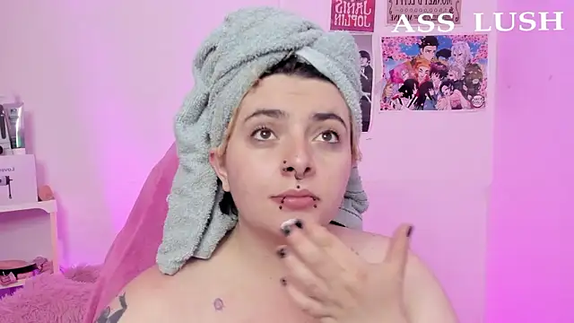 Sachi Meow online show from February 2026 07:03:02 PM