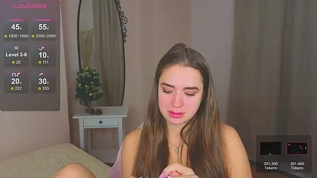 Snapshot of LovelyJessie chatting on December 2024 05:15:01 PM LovelyJessie online show from December 2024 05:15:01 PM