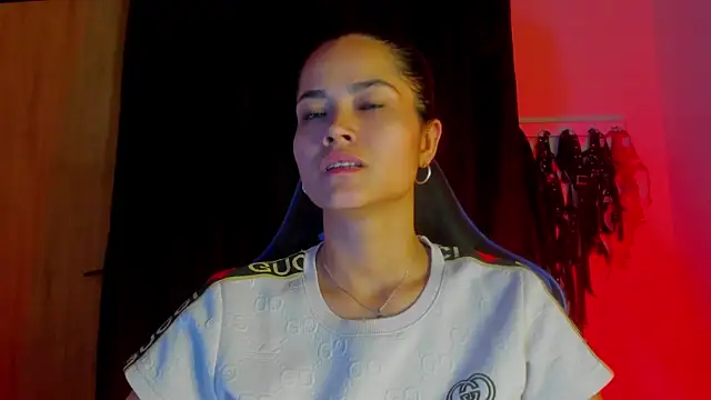 scarlet-kennedy98 online show from November 2025 11:16:01 PM