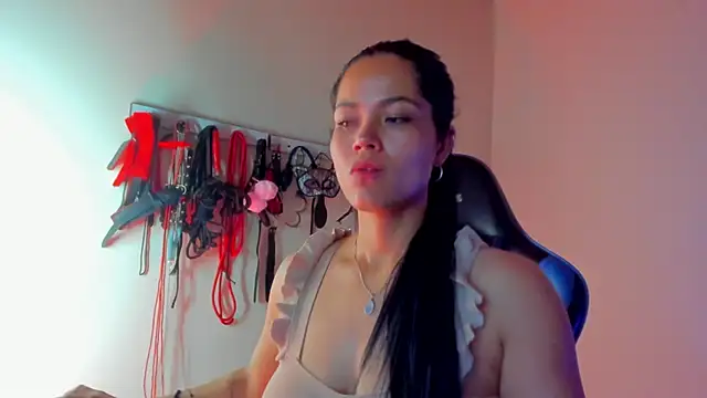 Snapshot of scarlet-kennedy98 chatting on April 2026 07:47:02 PM scarlet-kennedy98 online show from April 2026 07:47:02 PM