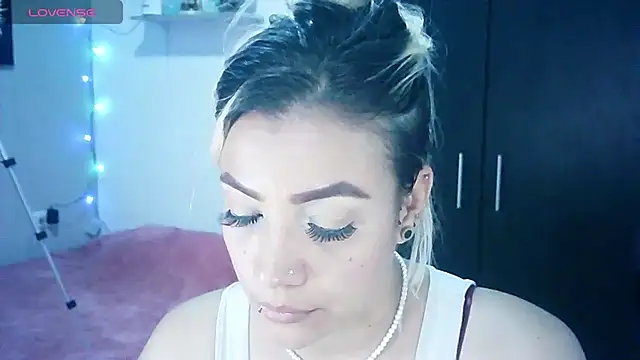 Snapshot of LuCKy_JoK chatting on December 2024 07:17:02 PM LuCKy JoK online show from December 2024 07:17:02 PM