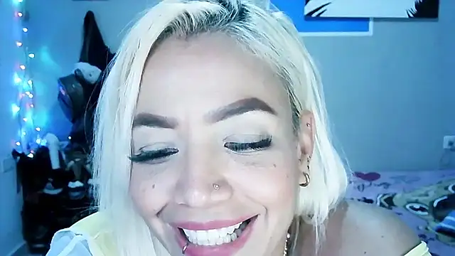 Snapshot of LuCKy_JoK chatting on February 2025 06:55:01 PM LuCKy JoK online show from February 2025 06:55:01 PM