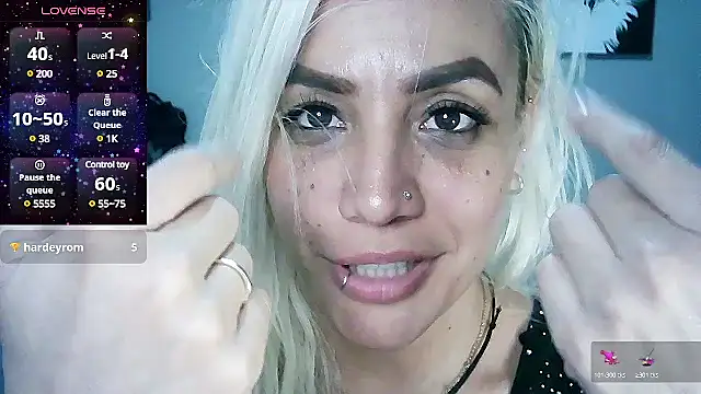 Snapshot of LuCKy_JoK chatting on February 2025 10:03:01 PM LuCKy JoK online show from February 2025 10:03:01 PM