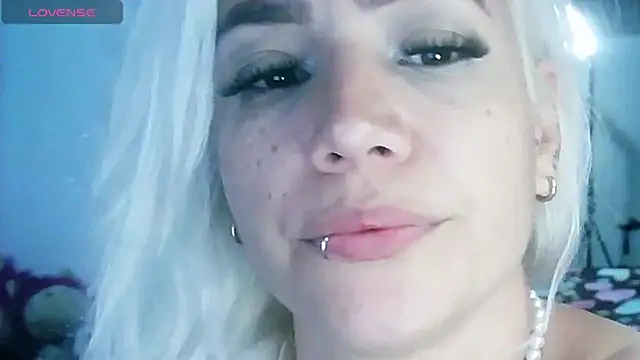 Snapshot of LuCKy_JoK chatting on March 2025 05:28:01 PM LuCKy JoK online show from March 2025 05:28:01 PM