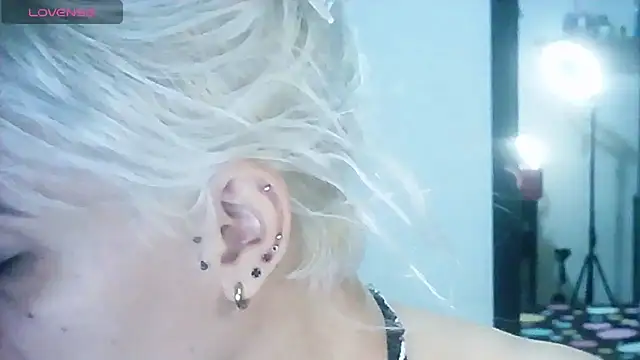 Snapshot of LuCKy_JoK chatting on March 2025 01:29:01 PM LuCKy JoK online show from March 2025 01:29:01 PM