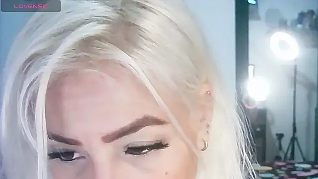 Snapshot of LuCKy_JoK chatting on March 2025 01:39:02 PM LuCKy JoK online show from March 2025 01:39:02 PM