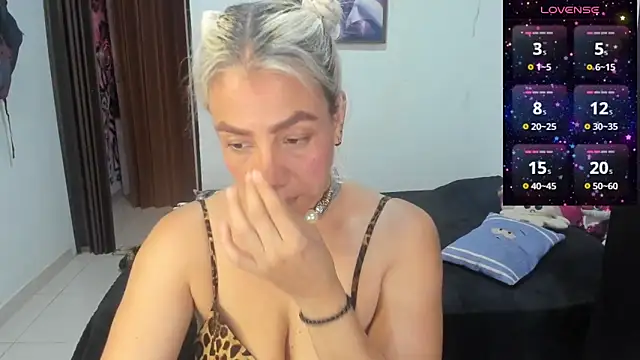 Snapshot of LuCKy_JoK chatting on September 2025 07:36:01 PM LuCKy JoK online show from September 2025 07:36:01 PM