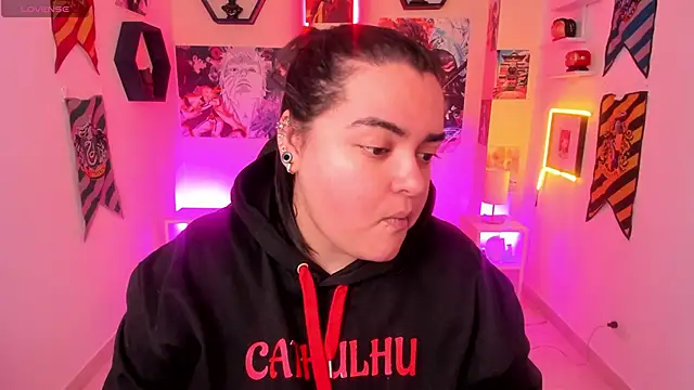 Luise Meyrink online show from February 2025 05:59:01 AM