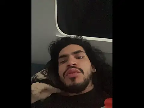 Snapshot of aangie__uwu chatting on November 2025 05:15:02 PM aangie uwu online show from November 2025 05:15:02 PM