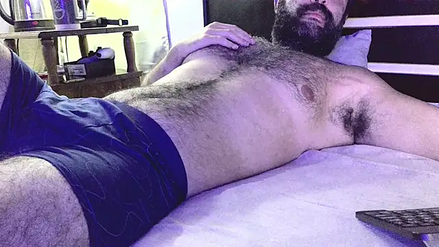 machoathome online show from February 2025 12:41:01 AM