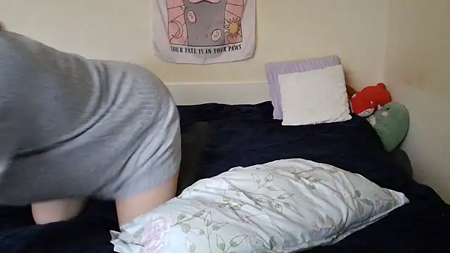 franceska blue online show from February 2025 02:15:01 PM