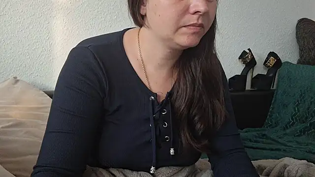 Cyndee Winter online show from September 2025 04:08:02 PM