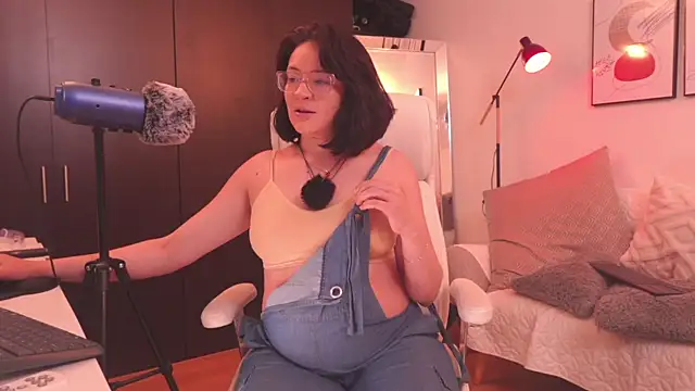 Anah s online show from January 2026 12:02:01 AM