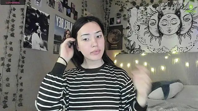 Anisawithlove online show from March 2025 12:50:02 PM