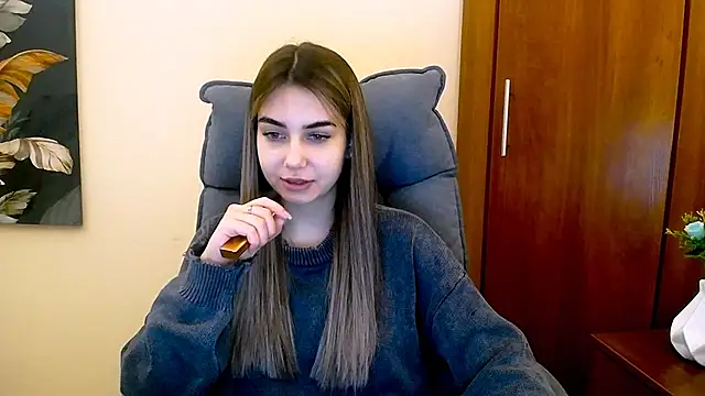 Lili magic online show from January 2025 03:18:01 PM