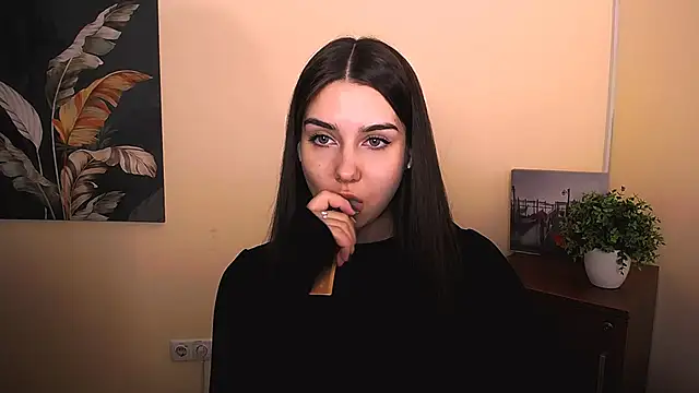 Lili magic online show from September 2025 12:30:01 PM