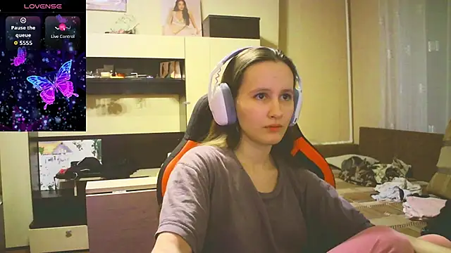 Snapshot of babywaifu chatting on September 2025 06:13:02 PM babywaifu online show from September 2025 06:13:02 PM