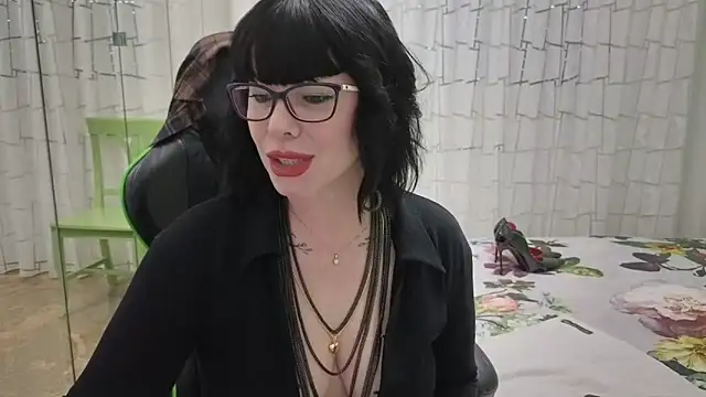   Nina online show from March 2026 01:06:02 PM