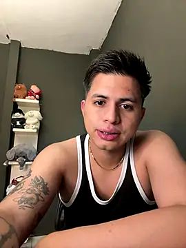 Niicky1  online show from October 2025 04:27:01 AM