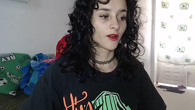 Snapshot of kitty22_ chatting on December 2024 03:21:01 PM kitty22 online show from December 2024 03:21:01 PM