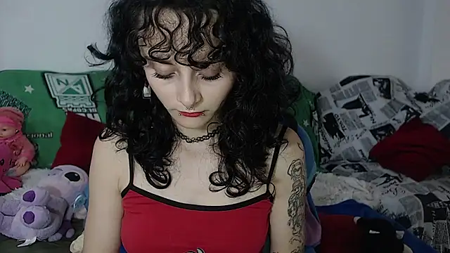 Snapshot of kitty22_ chatting on December 2024 03:01:01 PM kitty22 online show from December 2024 03:01:01 PM