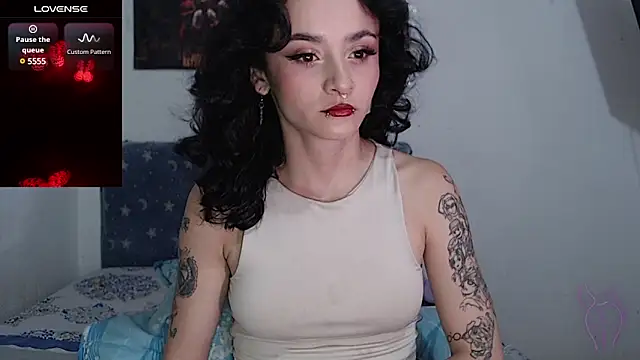 Snapshot of kitty22_ chatting on March 2025 04:17:01 PM kitty22 online show from March 2025 04:17:01 PM