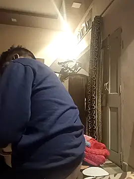 lund lol online show from February 2025 06:59:02 PM