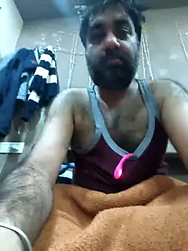 lund lol online show from February 2026 02:05:01 AM