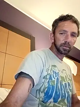 Treemandude online show from September 2025 01:30:01 AM